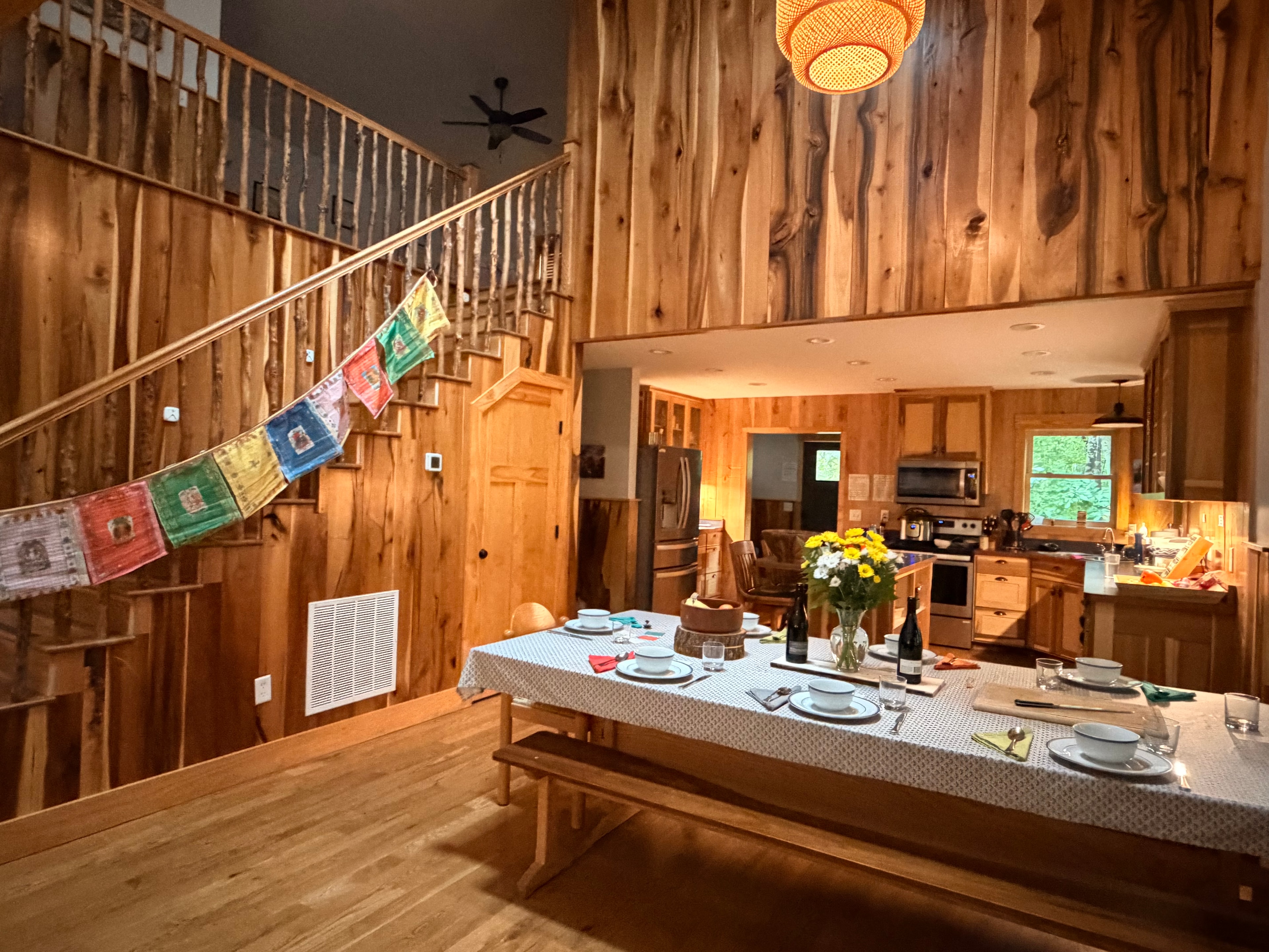 Cozy cabin dining table with fresh flowers